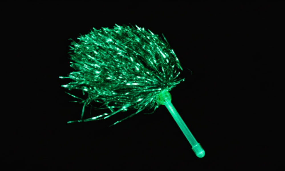 Light Up Pom Pom Green